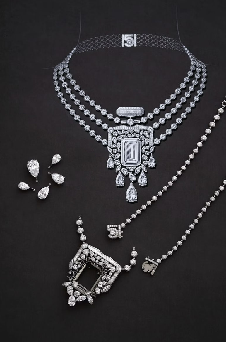 The 55.55 necklace and other pieces from the Collection N°5